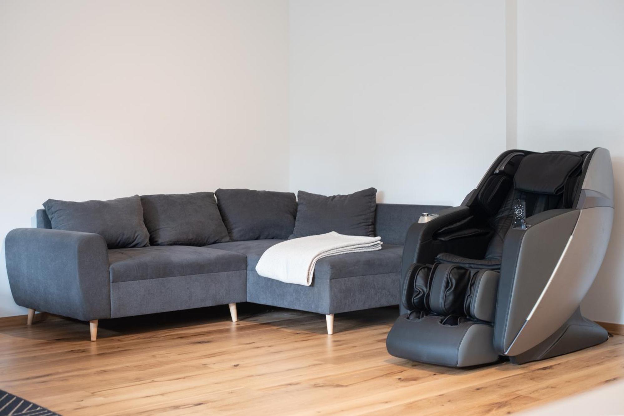 Apartment Mit Parkblick & Massagestuhl Lipcse Kültér fotó